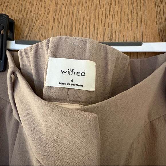 Aritzia Wilfred Beige Dashwood Trousers - Picture 3 of 4